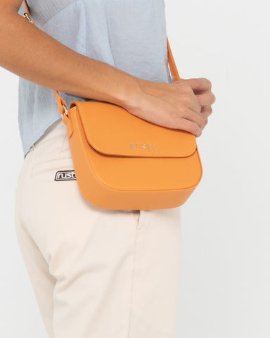 Womans Mila Crossbody Bag in Apricot Blush