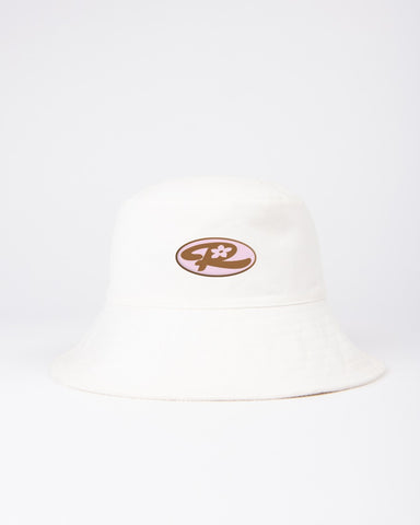 Womans Bobby Boucle Reversible Bucket Hat in Cream