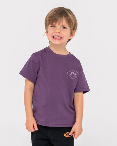 Boy wearing Wull Wolume Short Sleeve Tee Runts in Purple Rain/elderber